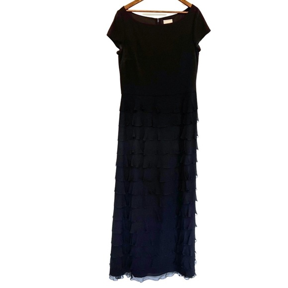 Victoria Women's 14 Black 100% Silk Cap Sleeve Tiered Long Vintage Dress - Picture 2 of 12